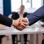 Transporteurs : comment recruter un apprenti commercial ?